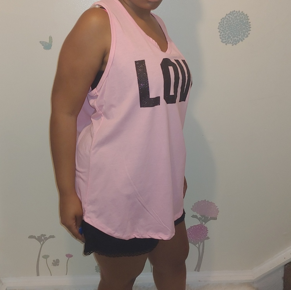 *Final* "Love" Tank Top & Shorts Sleepwear Set - Picture 3 of 6